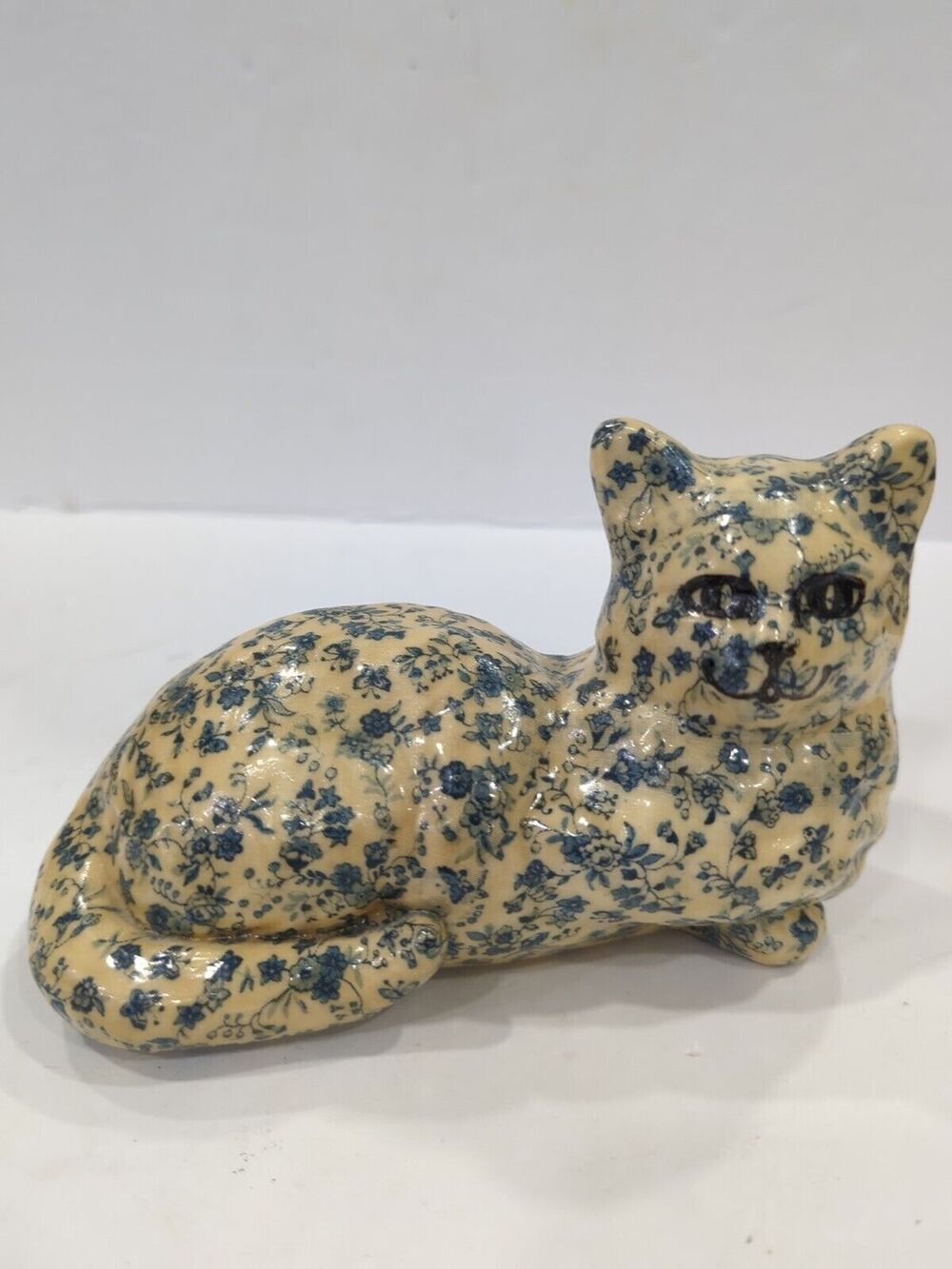 Cat‎ Blue Floral and Butterflies.Vintage Whites Wachamacallits Signed and Number